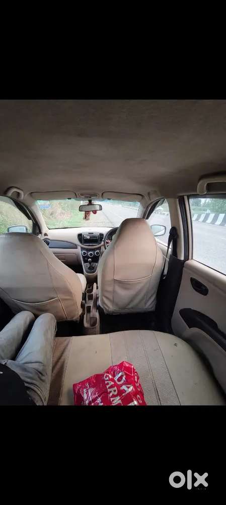 Hyundai I10 Magna Top Model 2010 Petrol/cng