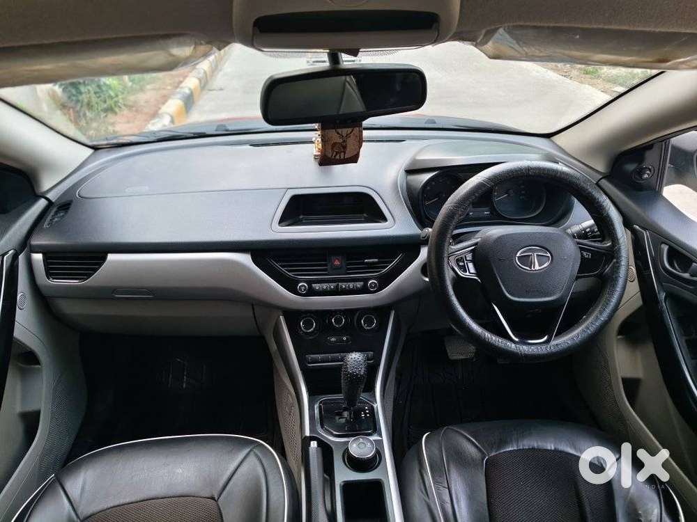 Tata Nexon 1.2 Revotron Xma, 2018, Petrol