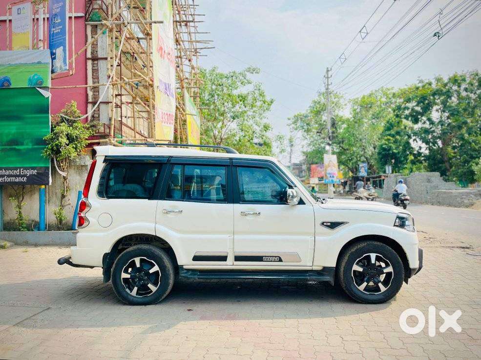 Mahindra Scorpio Classic 2.2 S 11 Mt 7 Str, 2023, Diesel