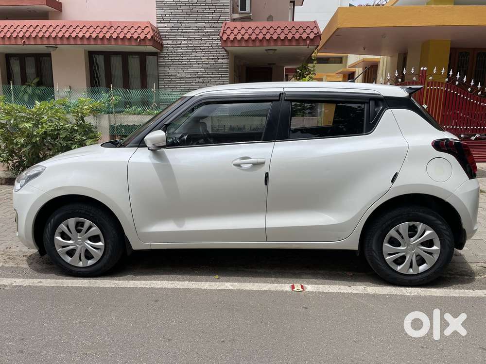 Maruti Suzuki Swift Vxi 1.2 Abs Bs-iv, 2023, Petrol