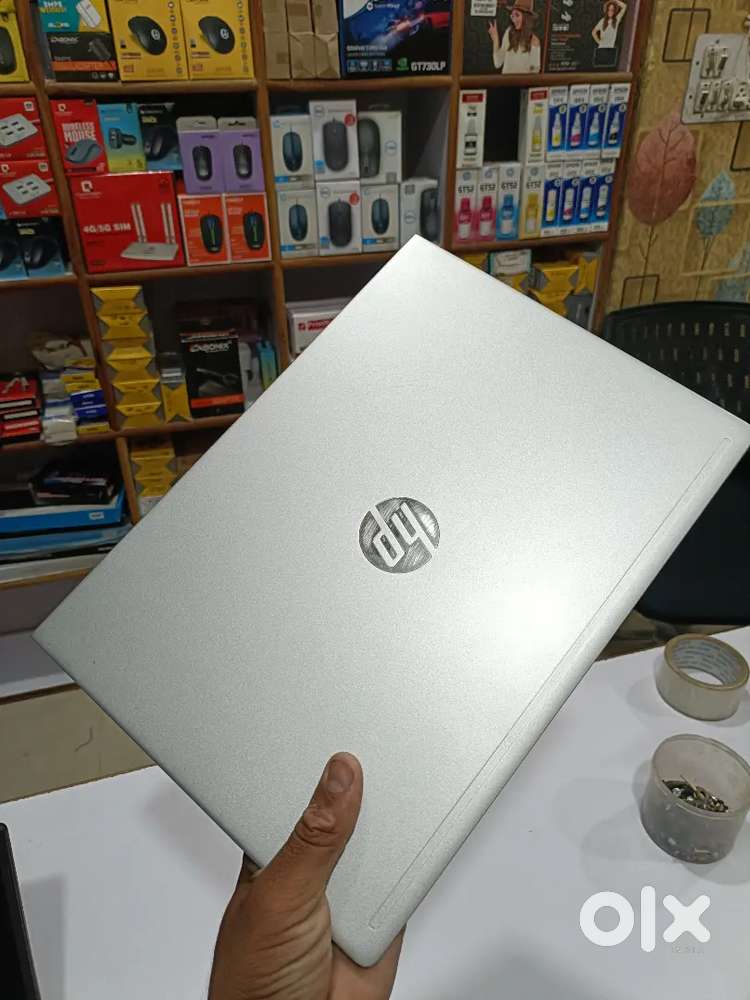 HP ryzen 5 Laptop 2GB graphics card 8GB RAM 256 GB SSD good battery
