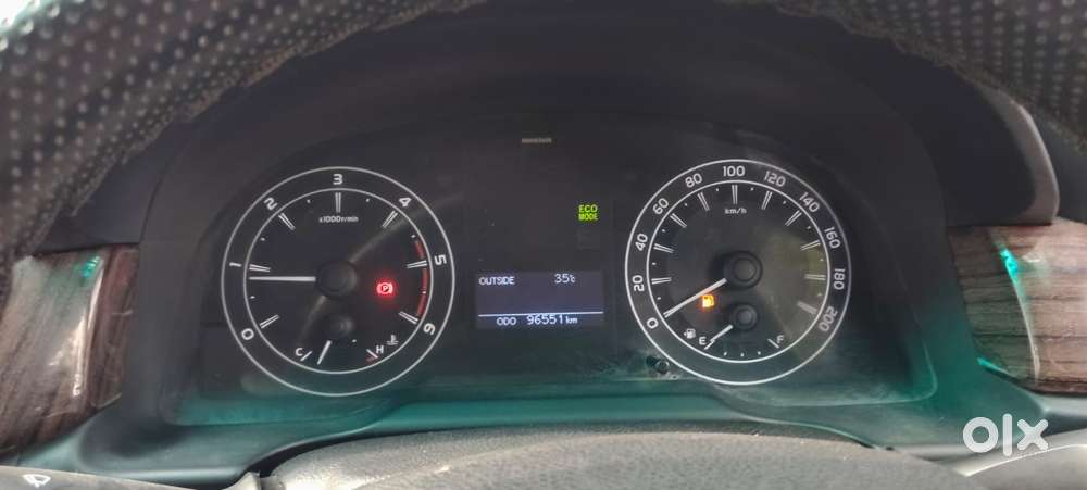 Toyota Innova Crysta 2.4 G Mt 8s, 2017, Diesel