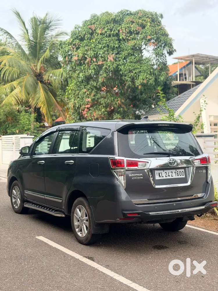 Toyota Innova Crysta 2017 Diesel Second-hand