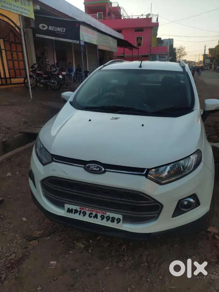 Ford Escort Sport डीज़ल 2014