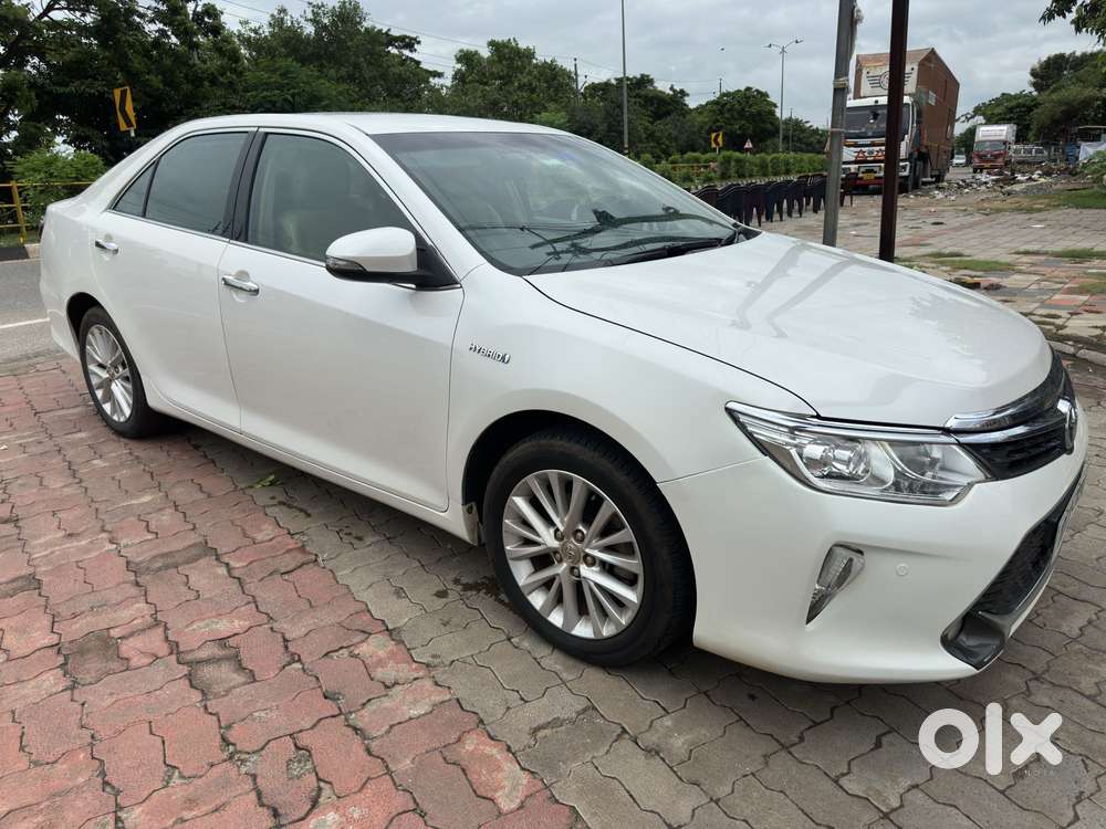 Toyota Camry 2.5 Hybrid, 2016, Petrol