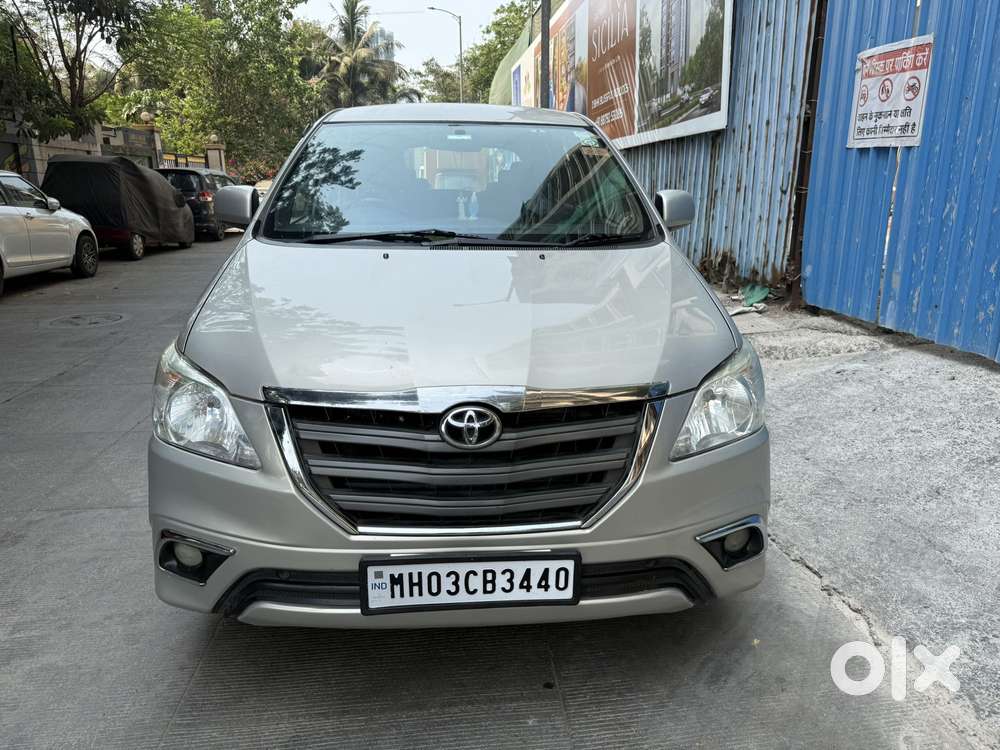 Toyota Innova 2.5 G (Diesel) 8 Seater BS IV, 2016, Diesel