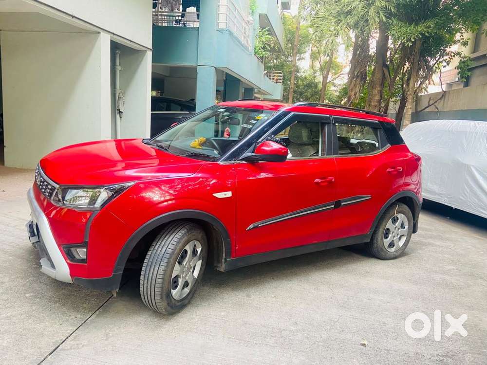 Mahindra Xuv300 1.2 W6 Amt Petrol, 2021, Petrol