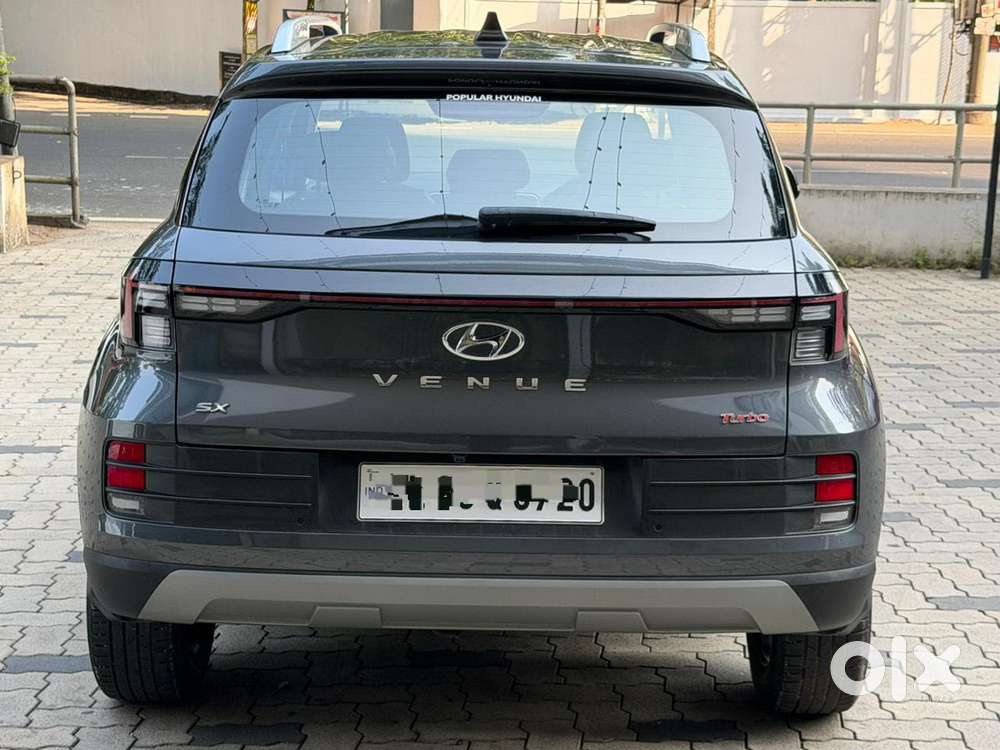 Hyundai Venue 1.0 Sx (o) Turbo Dct, 2024, Petrol