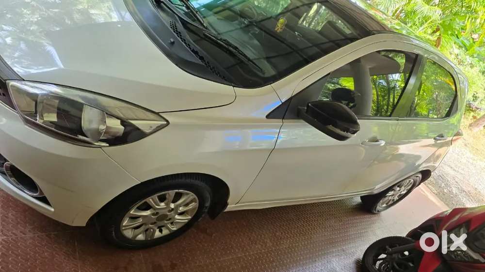 Tata Tiago Xz Diesel 2017