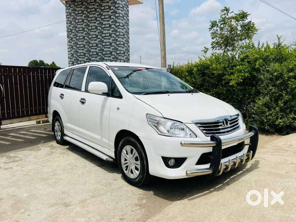 Toyota Innova 2.5 Gx 7 Str Bs-iii, 2012, Diesel
