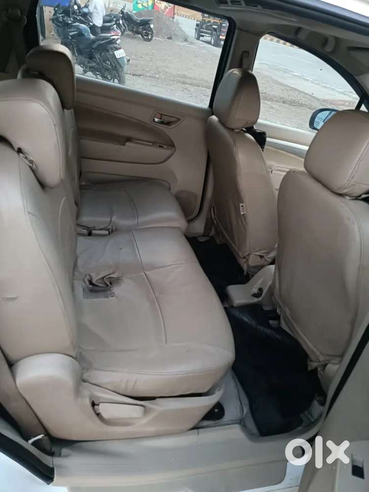 Maruti Suzuki Ertiga 2016 Diesel 100000 Km Driven