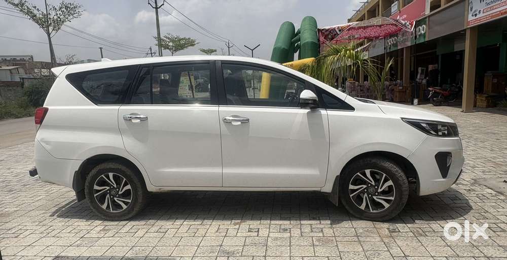 Toyota Innova Crysta 2.4 G Mt 7 Str, 2021, Diesel