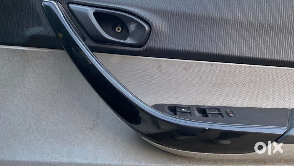 Tata Tiago 1.2 Revotron Xt, 2020, Petrol