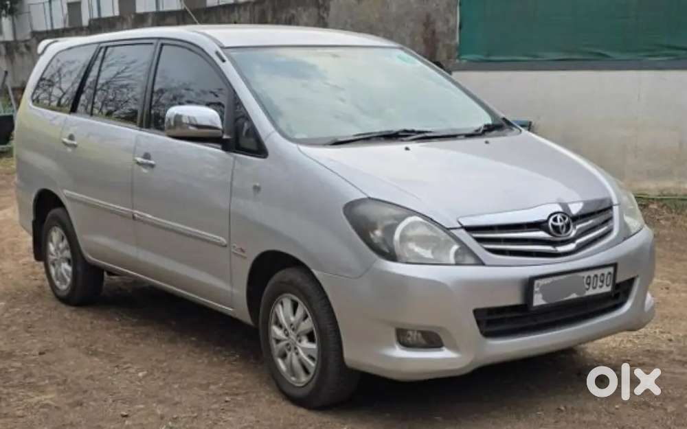 Toyota Innova 2.5 Vx 2012