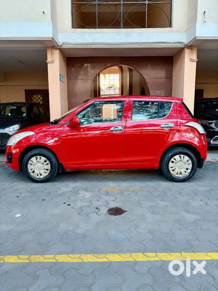 Maruti Suzuki Swift Lxi, 2015, Petrol