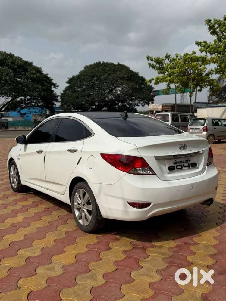 Hyundai Verna Fluidic 1.6 Crdi Sx Opt, 2013, Diesel