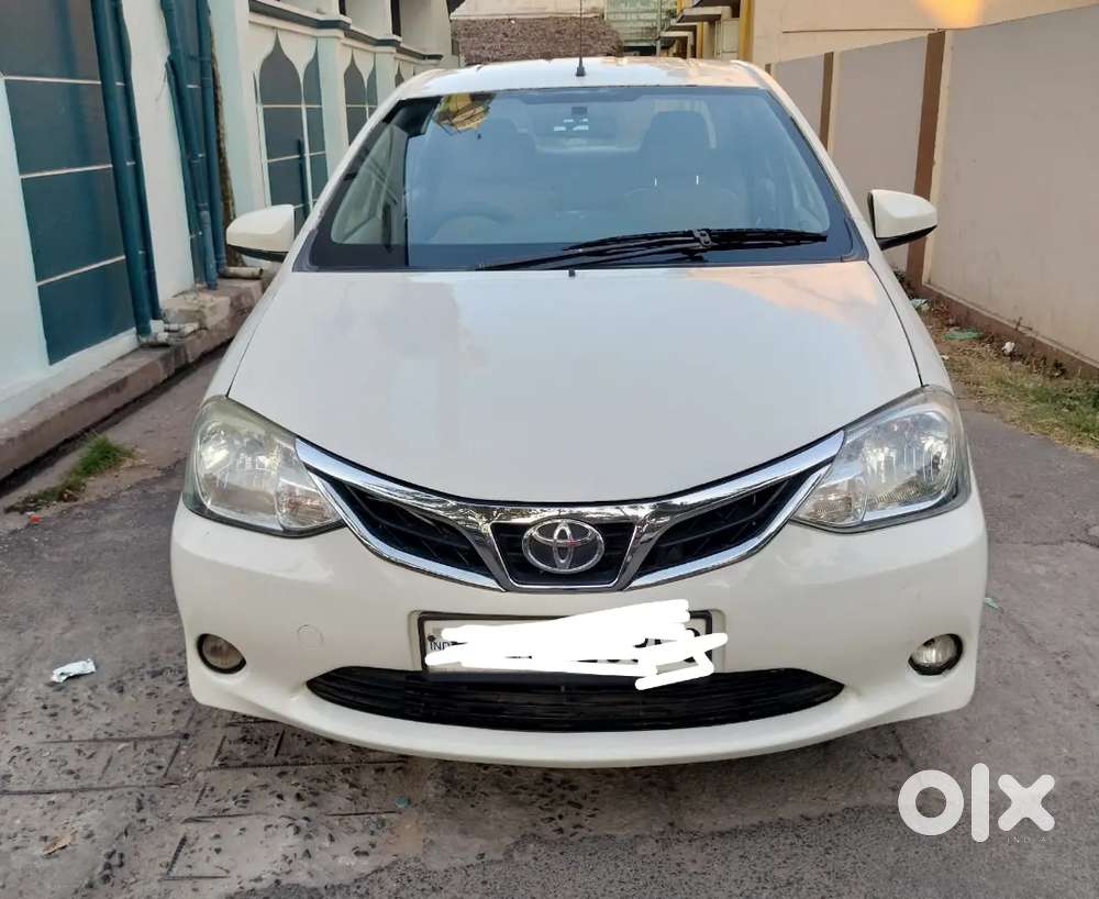 Toyota Etios Model 2015 Owner First Insurance Full Km.180000 Service R