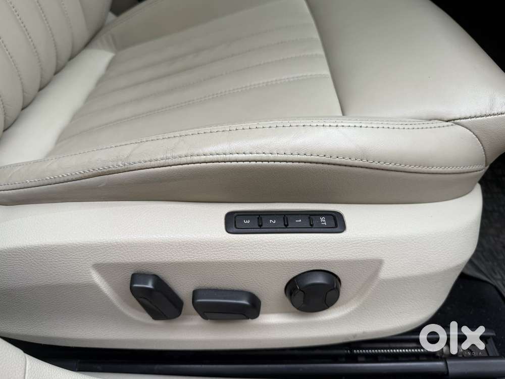 Skoda Superb [ ] 1.8 Style Tsi At, 2018, Petrol