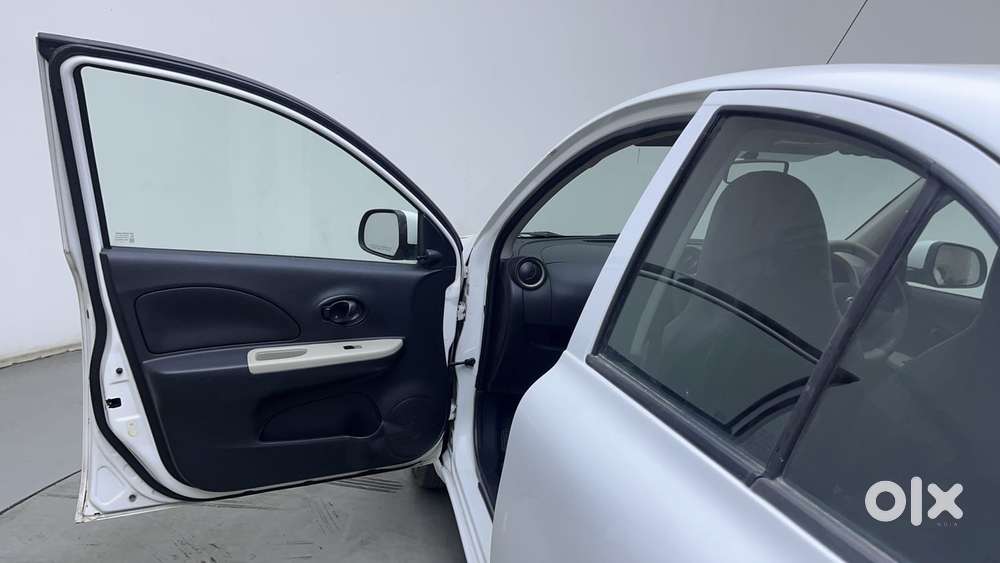 Nissan Micra Active Xv, 2016, Petrol