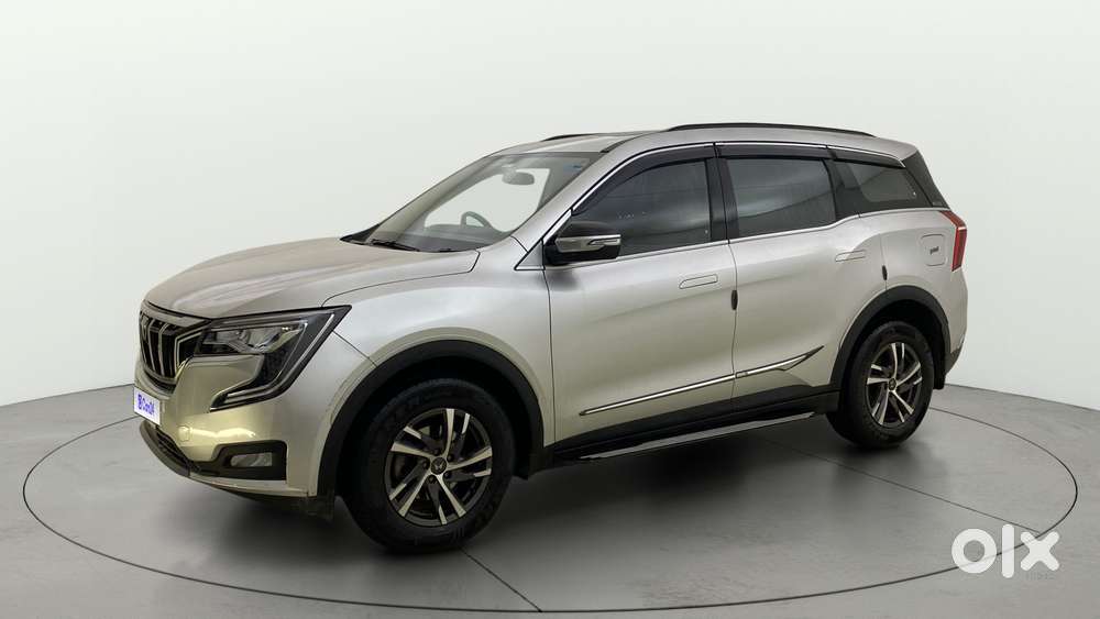 Mahindra Xuv700 2.0 Ax 5 Petrol At Str, 2022, Petrol