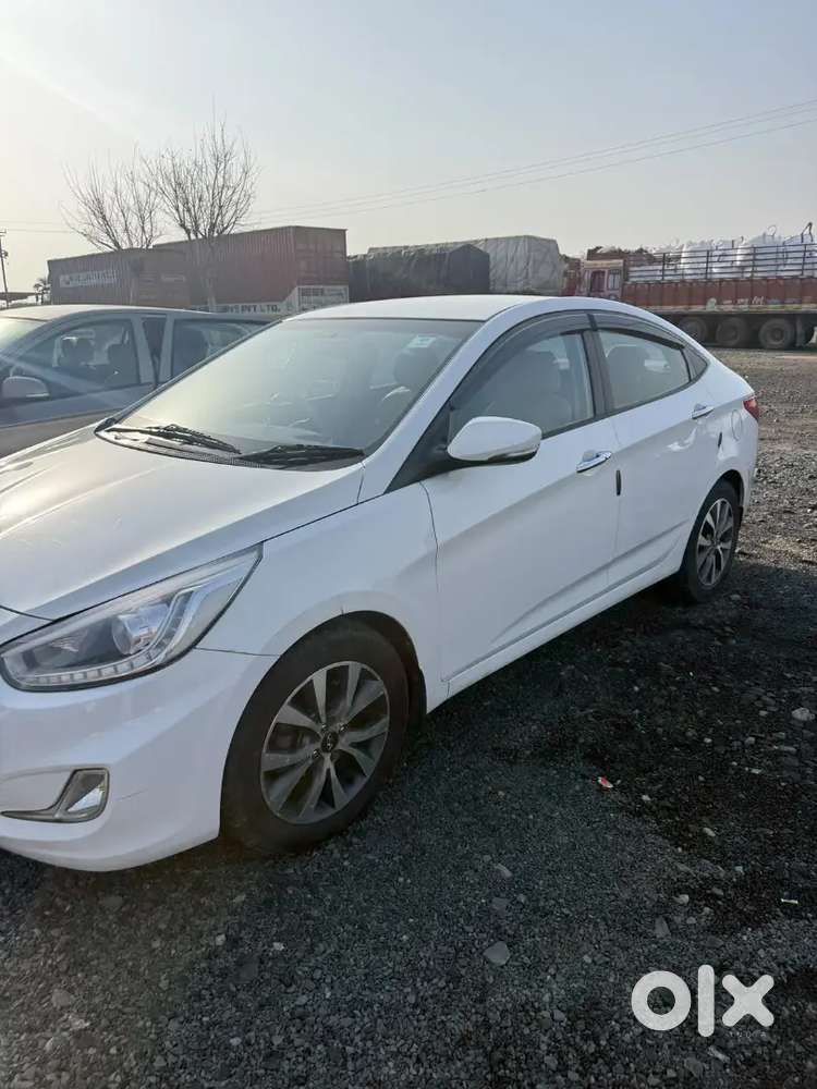 Hyundai Verna Sx Crdi 2013 Model