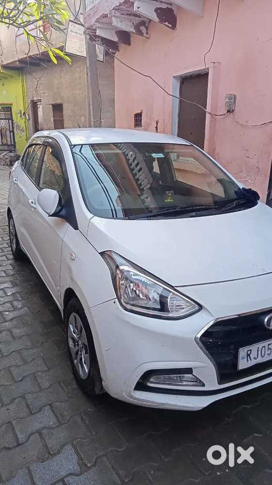 Singhal Hand Car