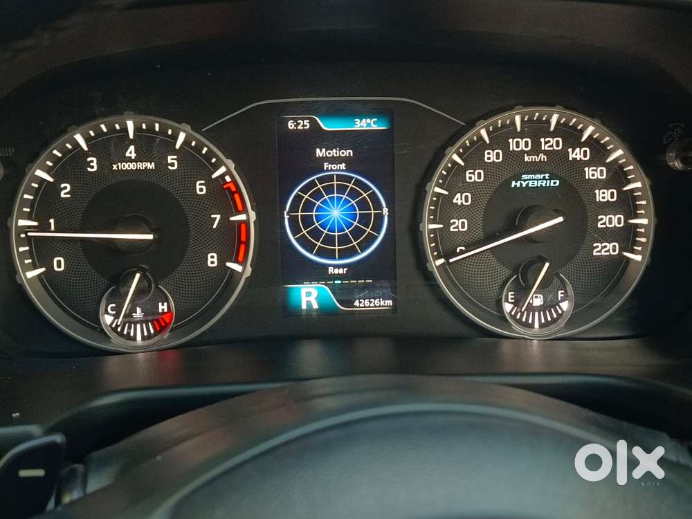 Maruti Suzuki Brezza 1.5 Zxi At Smart Hybrid, 2023, Petrol