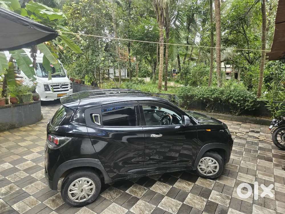 Mahindra Kuv 100 2017 Model