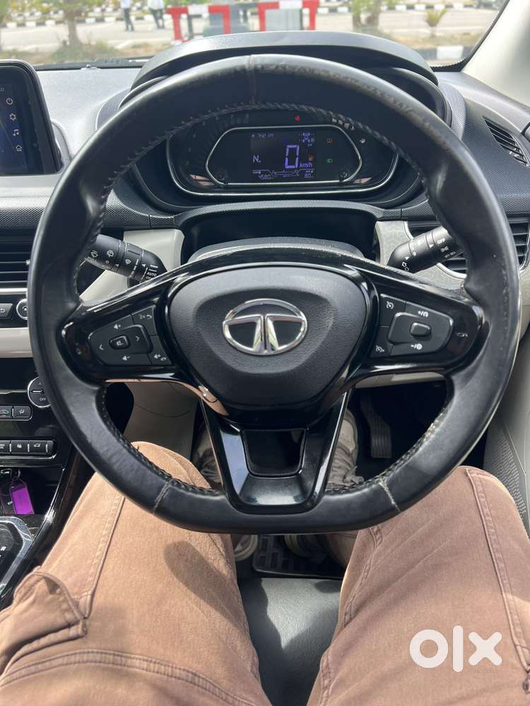Tata Nexon 1.2 Revotron Xza Plus, 2020, Petrol