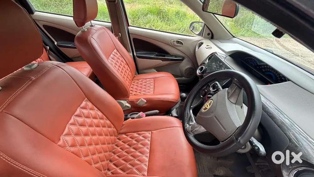 Toyota Etios Liva J 2016