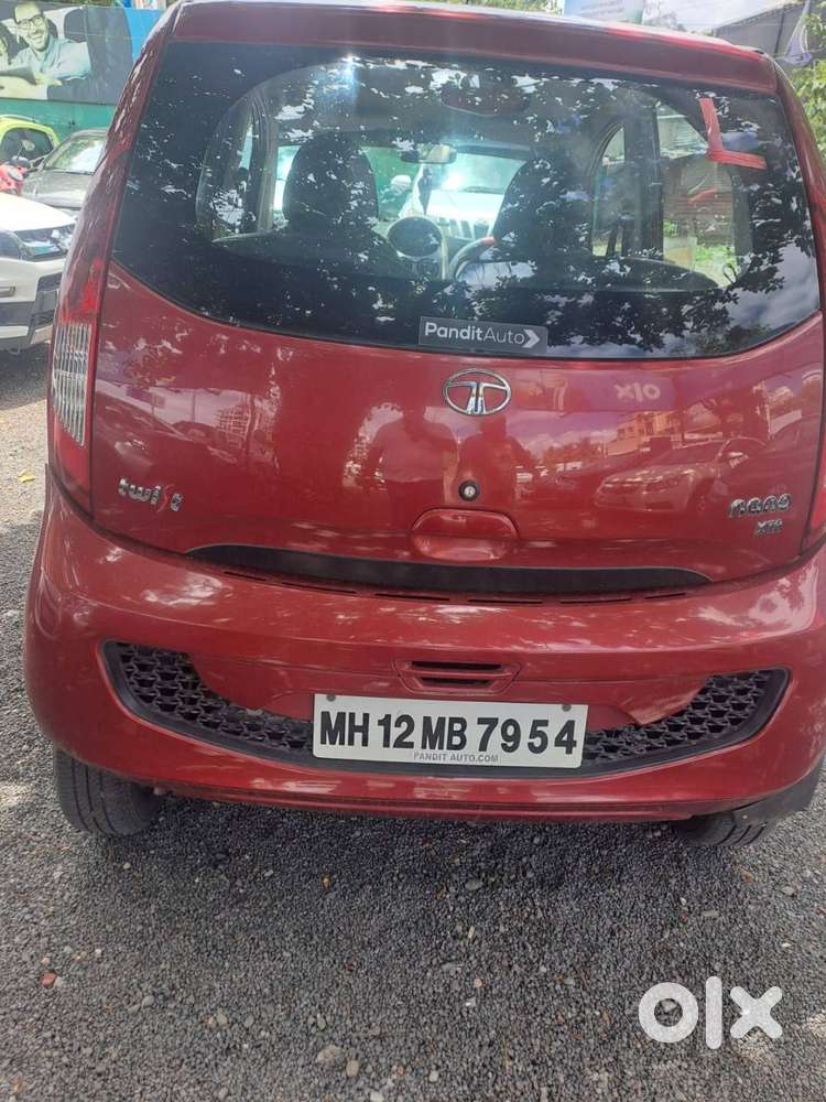 Top-end 2015 Tata Nano Xta Automatic (petrol)  Power Steering & Ac