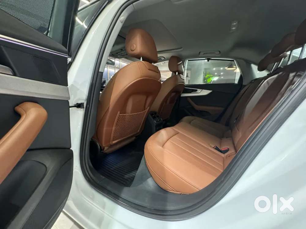 Audi A4 2.0 Premium Plus 40 Tfsi, 2024, Petrol