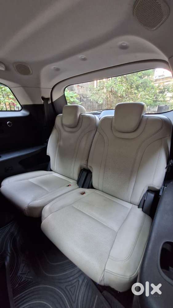 Mahindra Xuv700 2.2 Ax 7 Diesel At Luxury Pack Str Awd, 2022, Diesel