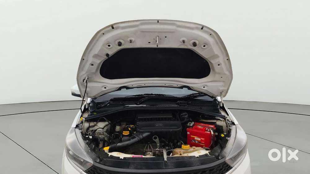 Tata Tiago 1.2 Revotron Xza, 2020, Petrol