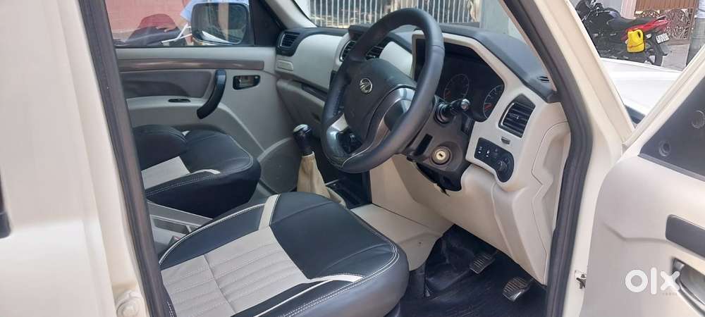 Mahindra Scorpio 2.2 S7 7 Str, 2018, Diesel