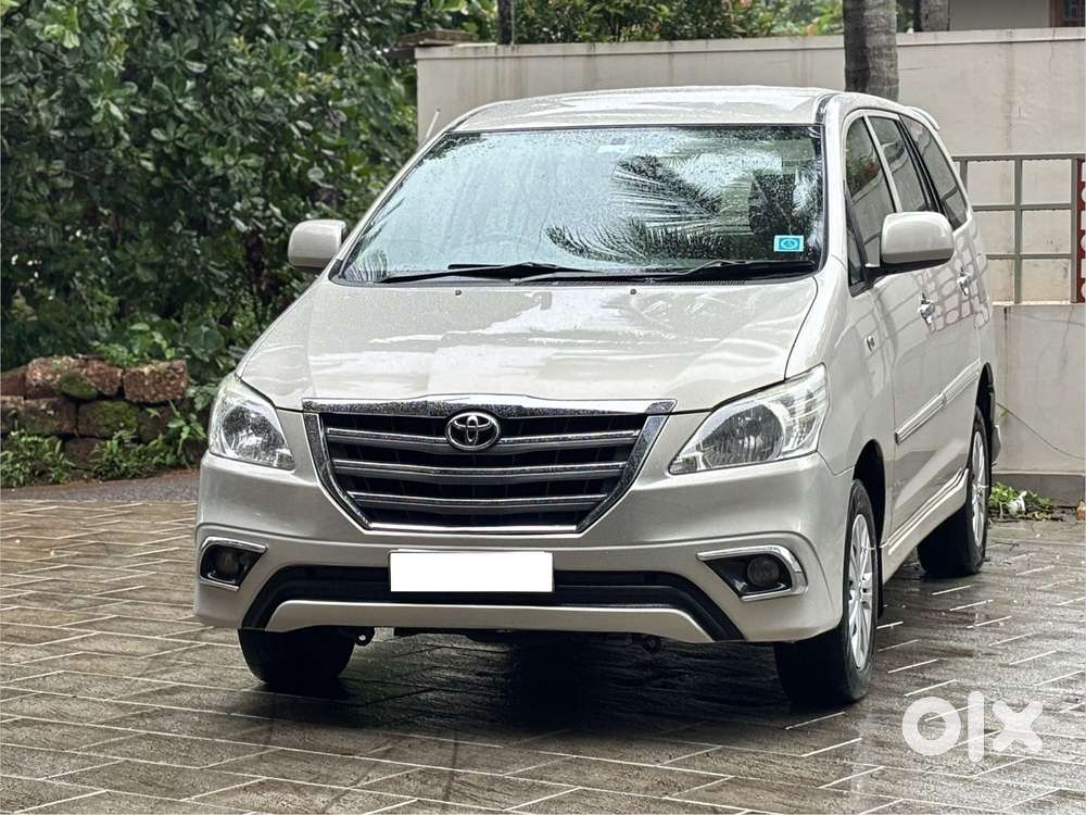 Toyota Innova 2.5 Gx 7 Str Bs-iii, 2013, Diesel