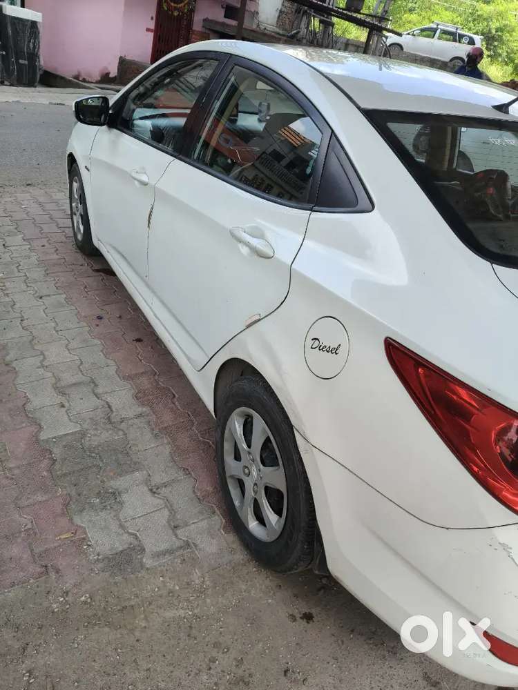 Hyundai Verna Fluidic 2012 Diesel Manual