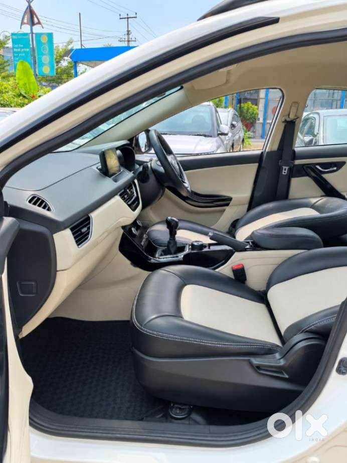 Tata Nexon 1.2 Revotron Xz Plus, 2021, Petrol