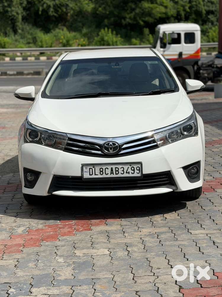 Toyota Corolla Altis 2014