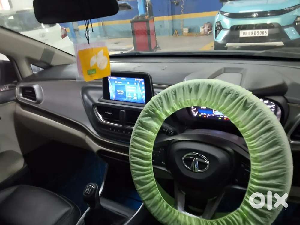 Tata Altroz Diesel Manual 2022 2nd Owner