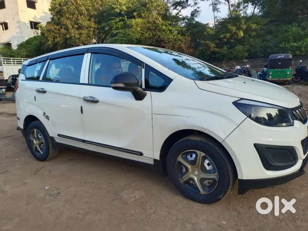 Mahindra Marazzo Diesel 2020