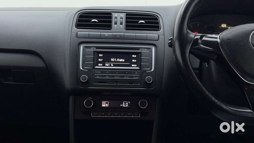 Volkswagen Vento 1.6 Highline, 2017, Petrol