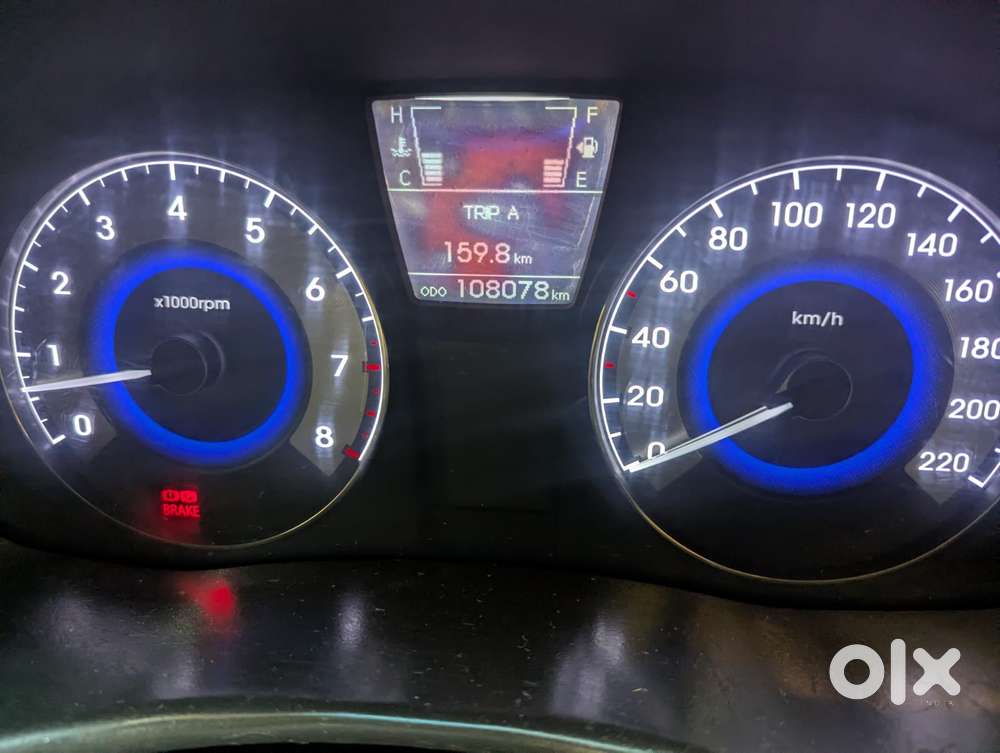 Hyundai Verna Fluidic 1.6 Vtvt Sx Automatic, 2012, Petrol