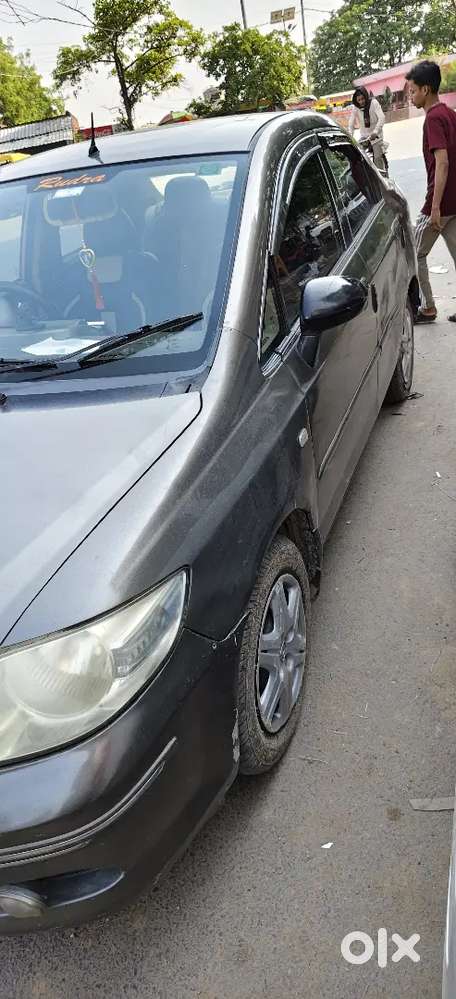 Honda City Zx Car Is Fabulous Condition And Four Tyre Are New