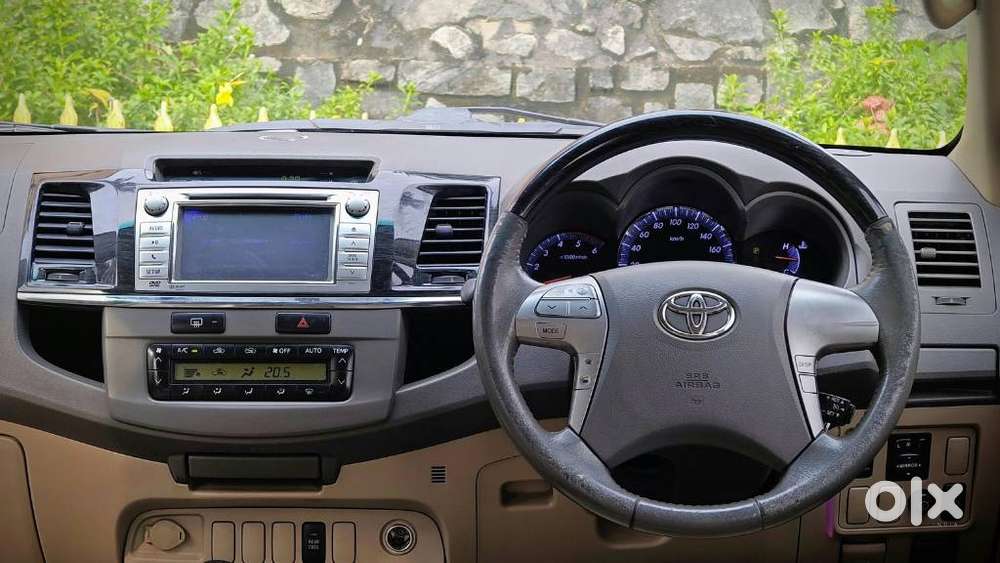 Toyota Fortuner 3.0 4x2 Automatic, 2012, Diesel