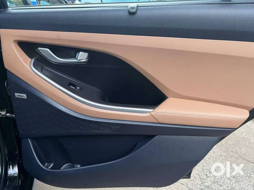 Hyundai Alcazar 2.0 Signature (o) Petrol At 7 Str, 2024, Petrol