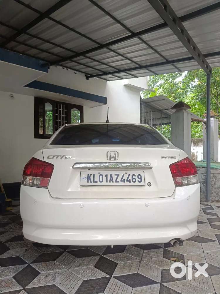 Honda City Zx Petrol 2010
