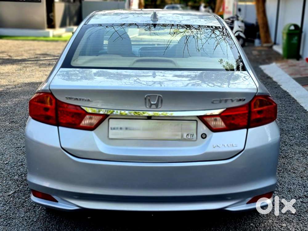 Honda City V At I-vtec, 2015, Petrol