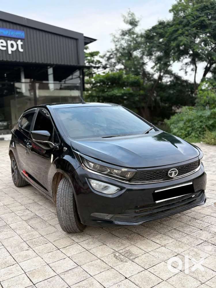 Tata Altroz 1.2 Xz Plus Dark Edition, 2022, Petrol
