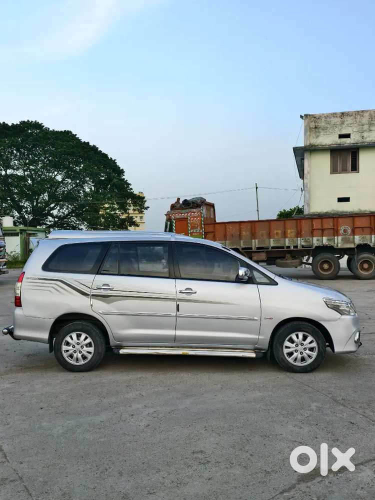 Toyota Innova 2010 Diesel 210000 Km Driven